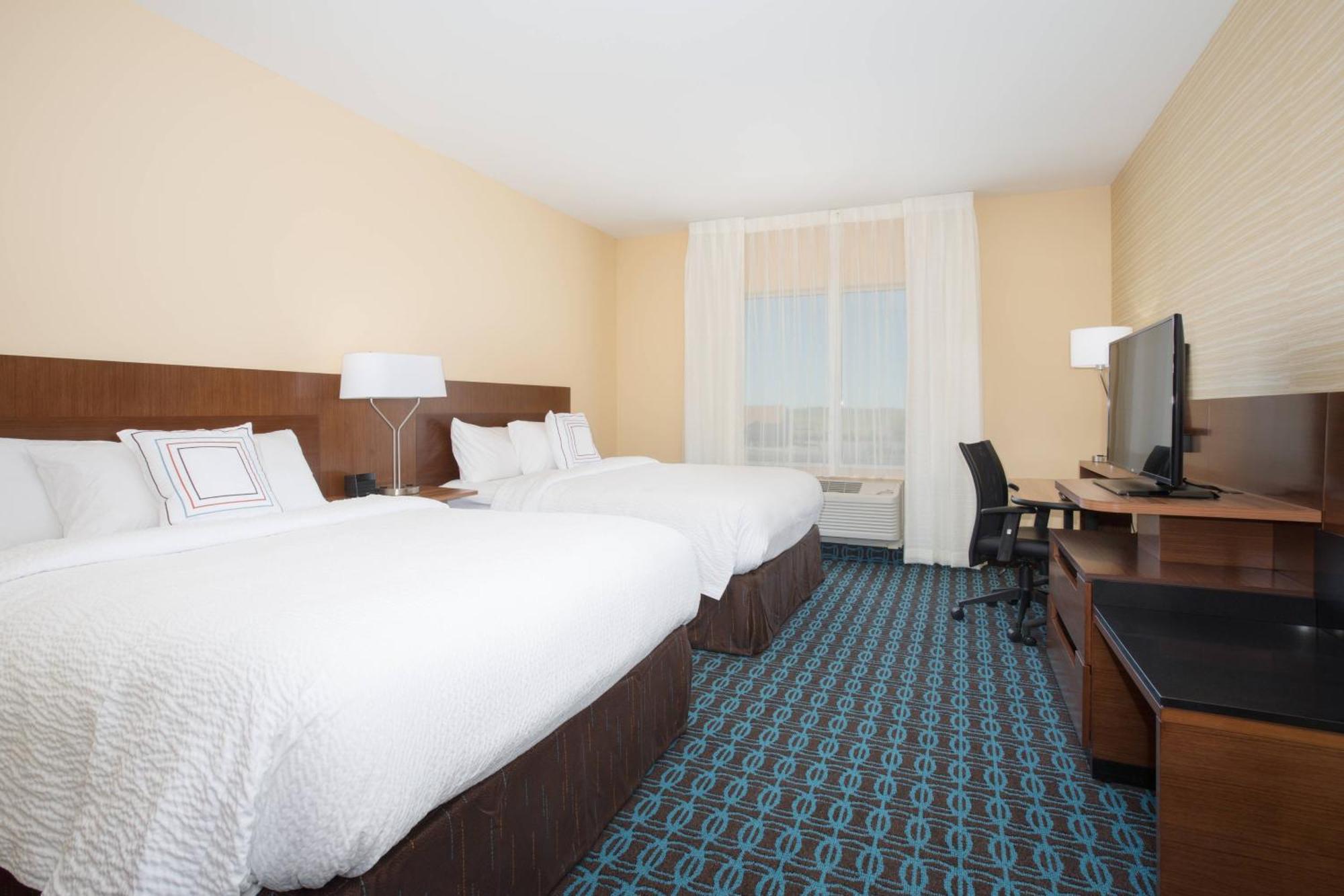 Fairfield Inn & Suites By Marriott Берлингтон Экстерьер фото