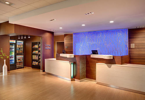 Fairfield Inn & Suites By Marriott Берлингтон Экстерьер фото
