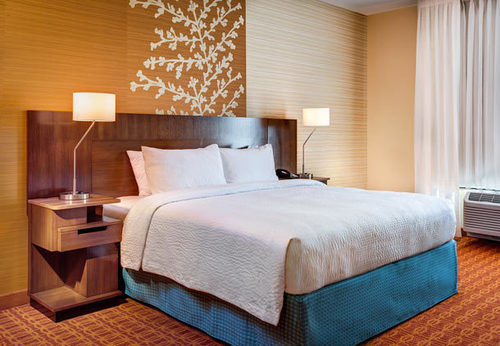Fairfield Inn & Suites By Marriott Берлингтон Экстерьер фото